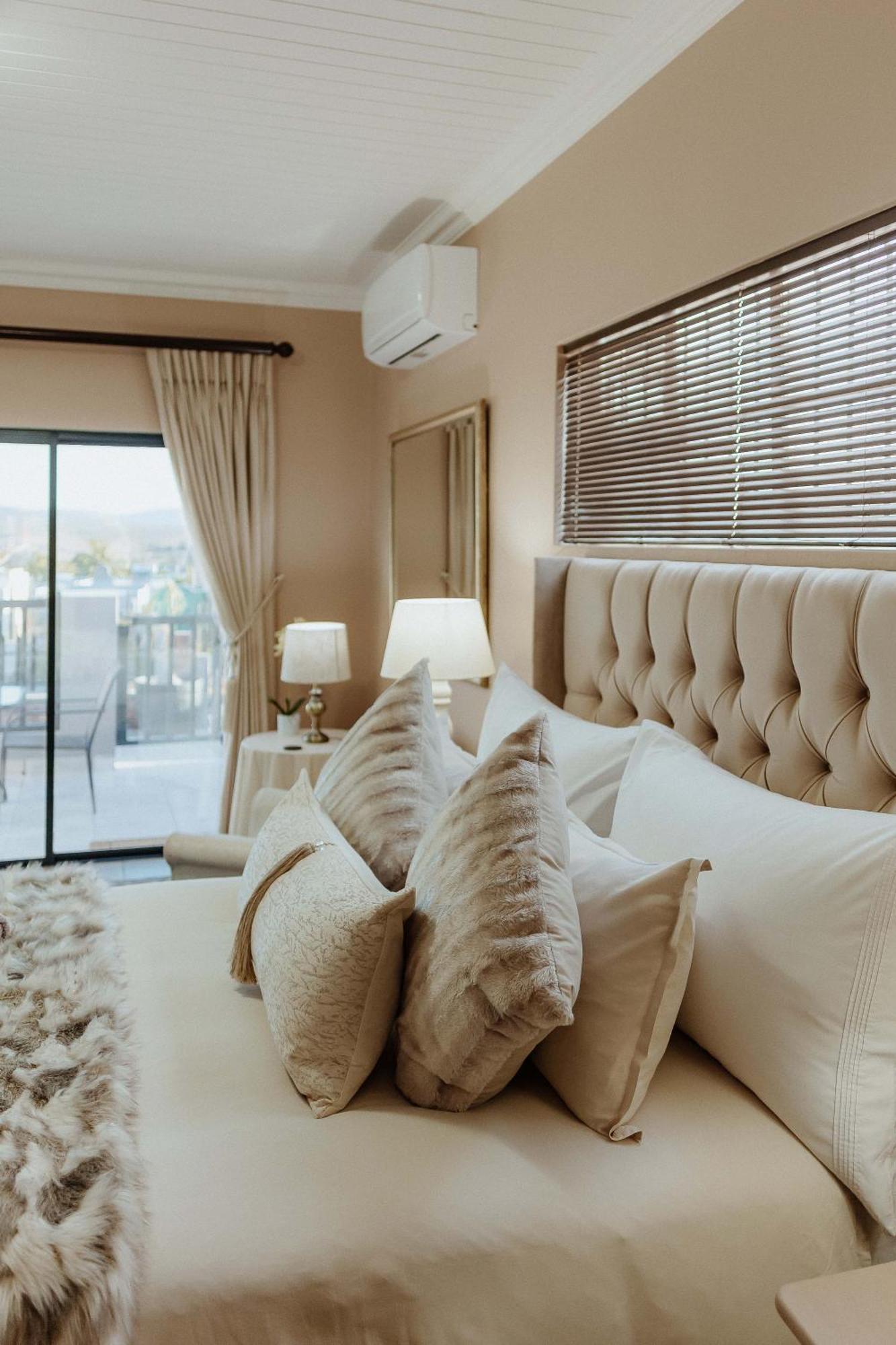Mountain View Guesthouse Vanrhynsdorp Bagian luar foto
