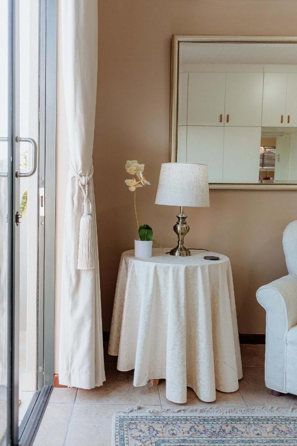 Mountain View Guesthouse Vanrhynsdorp Bagian luar foto