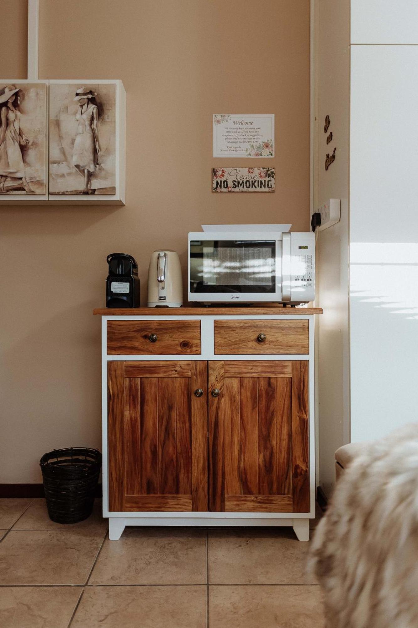 Mountain View Guesthouse Vanrhynsdorp Bagian luar foto