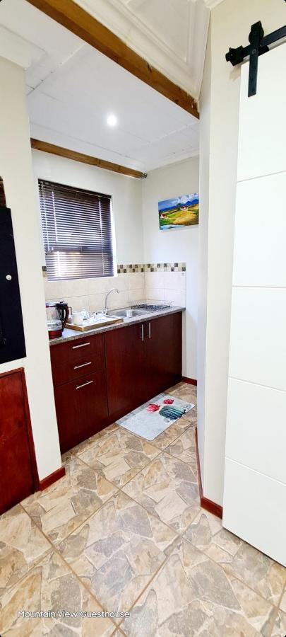Mountain View Guesthouse Vanrhynsdorp Bagian luar foto
